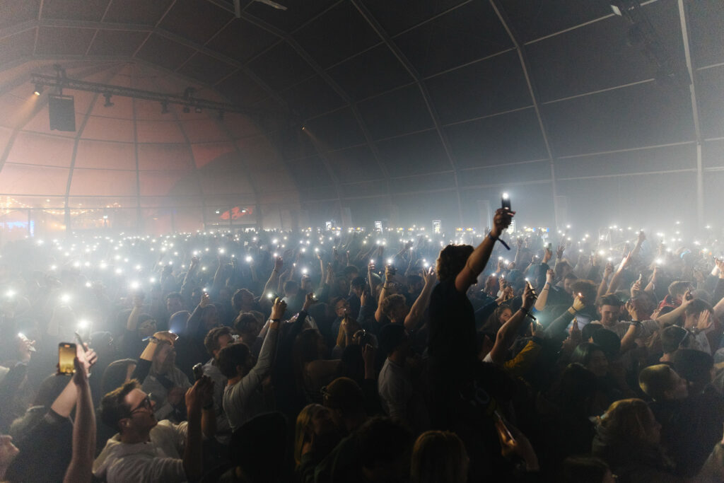 Bei einem Festival wie dem SunIce 2022 könnt ihr unser 1x1 für Eventmarketing optimal anwenden. (c) Nicola Dutoit